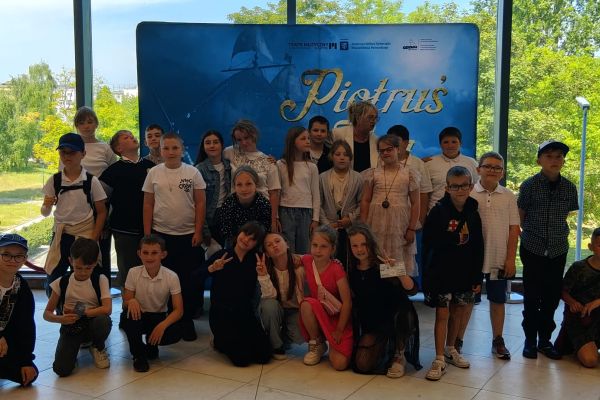 Wycieczka klasy 3a, 3b i 3c do Teatru Muzycznego w Gdyni