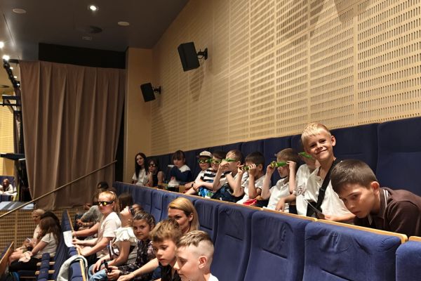 Wycieczka klasy 3a, 3b i 3c do Teatru Muzycznego w Gdyni