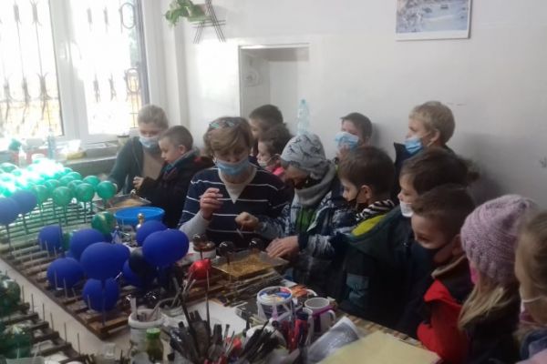 Wycieczka 1a i 1 c do Glass Color w Koszalinie