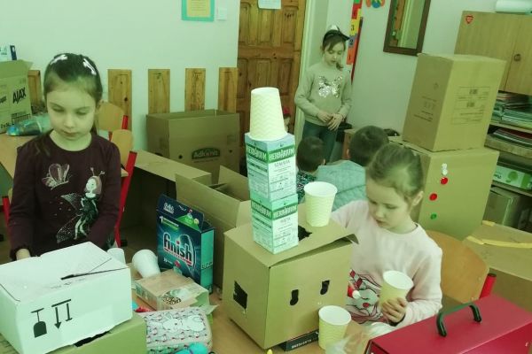 Kosmiczny projekt w 1b