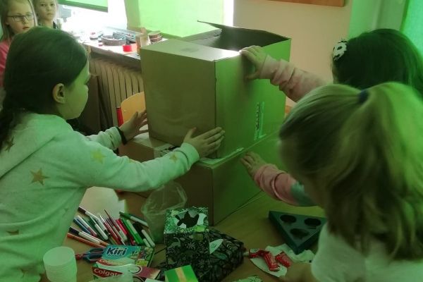 Kosmiczny projekt w 1b