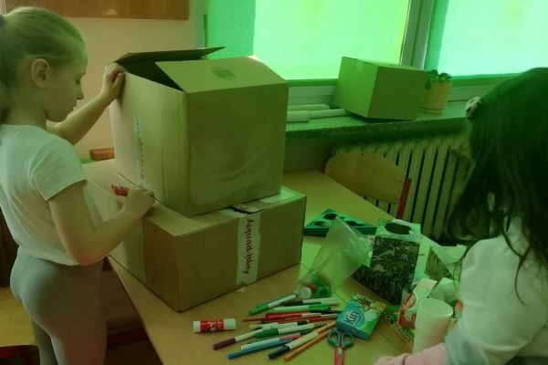 Kosmiczny projekt w 1b