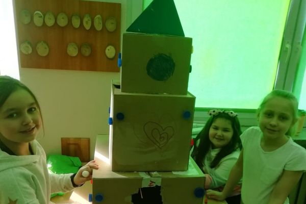 Kosmiczny projekt w 1b