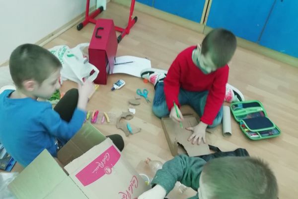 Kosmiczny projekt w 1b