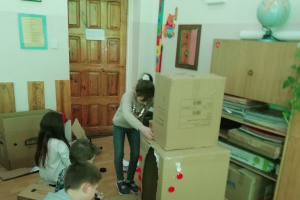 Kosmiczny projekt w 1b