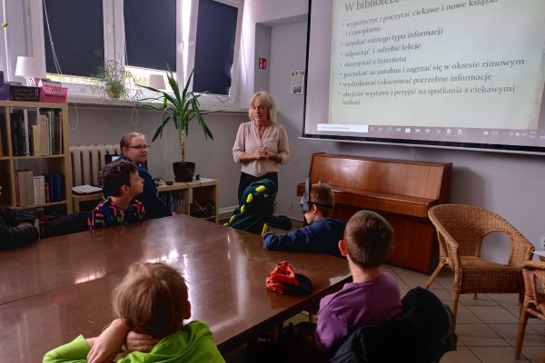 2c i happening z okazji Tygodnia Bibliotek