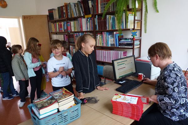 2c i happening z okazji Tygodnia Bibliotek