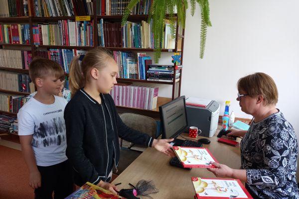 2c i happening z okazji Tygodnia Bibliotek