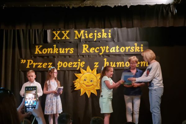 XX Miejski Konkurs Recytatorski Przez poezję z humorem