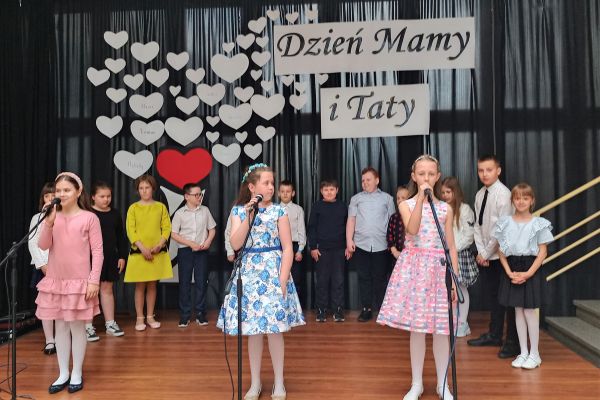 Dzień Mamy i Taty w naszej szkole