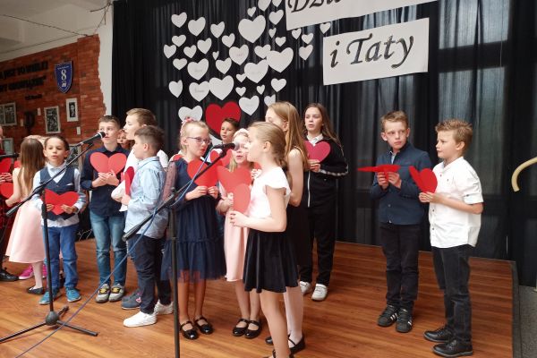 Dzień Mamy i Taty w naszej szkole