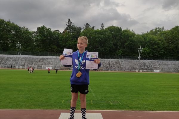 czwartki-la-0067B23C33E-D914-575E-C301-83EBA5EC2B56.jpg