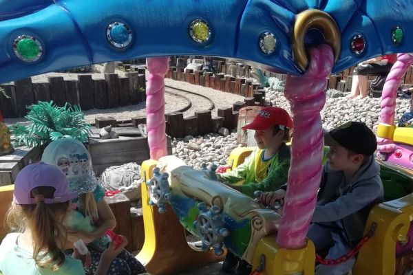 Wycieczka klas pierwszych do fokarium