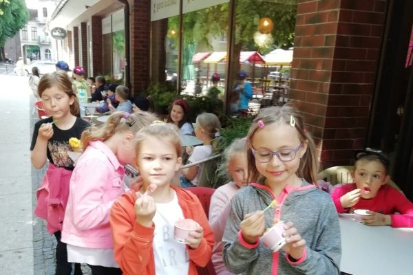 1 b w Galerii Sztuki Współczesnej