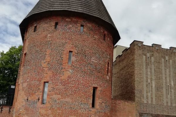 1 b w Galerii Sztuki Współczesnej