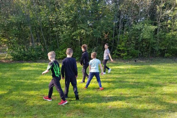 Wycieczka 3a i 3c do lasu