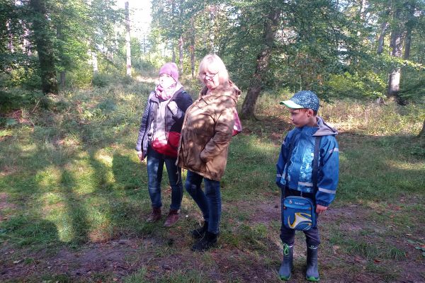 Wycieczka 3a i 3c do lasu