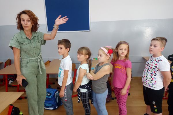 Spotkanie z policjantami w klasach 1