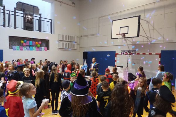 Bal karnawałowy klas 0-III