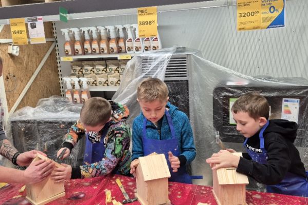 2 a na warsztatach w Castoramie